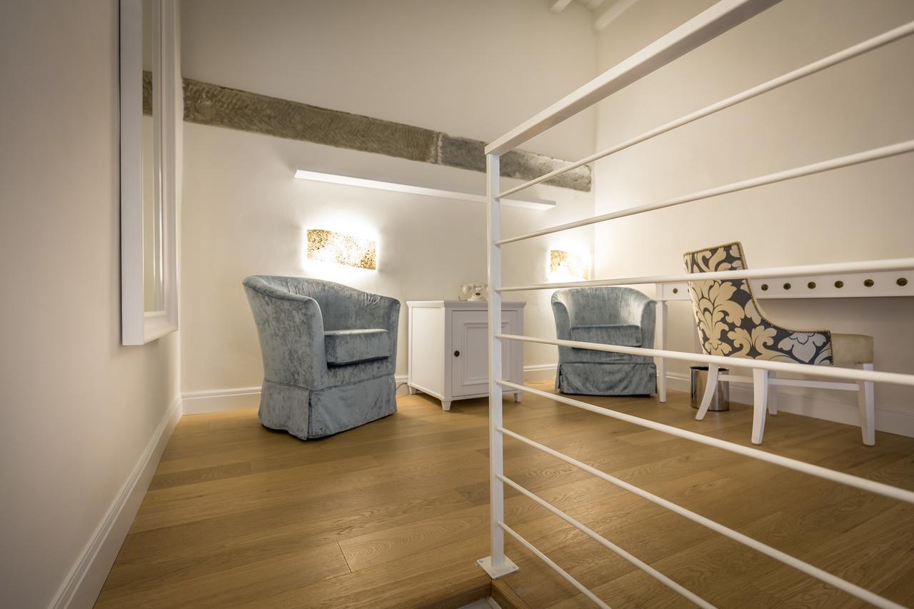 Residenza Alessandra Florens Exteriör bild