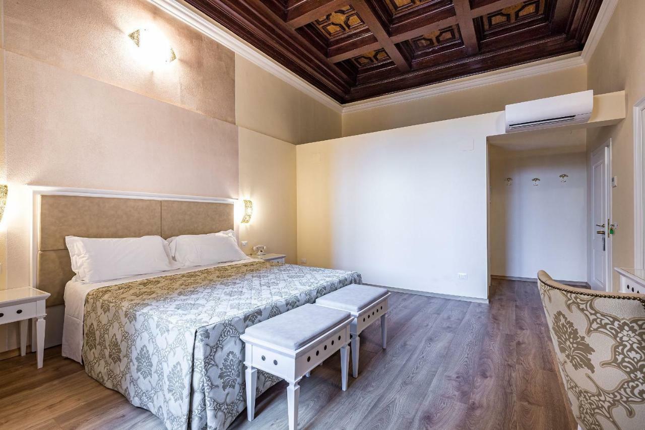 Residenza Alessandra Florens Exteriör bild