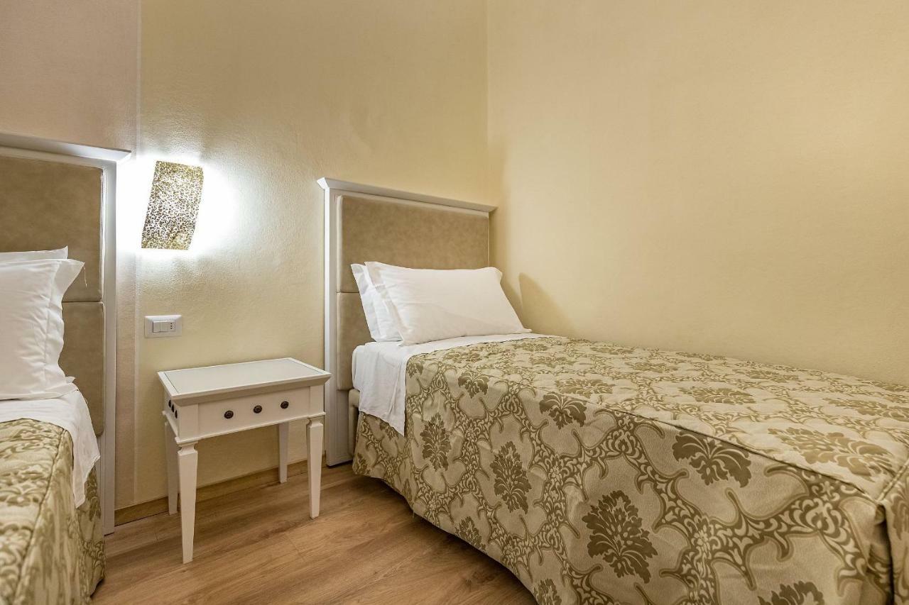 Residenza Alessandra Florens Exteriör bild
